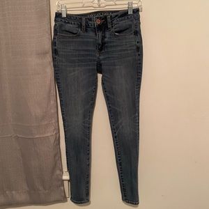 Super cute AE jegging